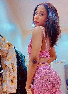 Nuru - escort in Riyadh Photo 2 of 7