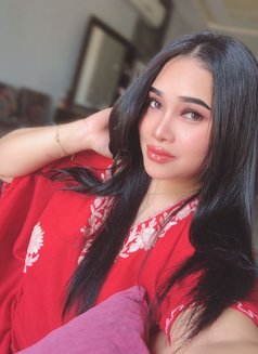 NURUGEL LUXURY 🇲🇾 EROTIC SENSUAL - escort in Muscat Photo 13 of 14