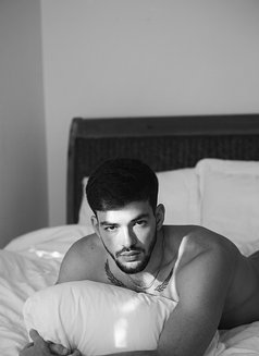 NURXAN XL - Male escort in İstanbul Photo 18 of 18