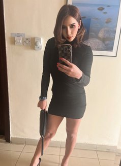 Nutty full service available - Transsexual escort in Riyadh Photo 7 of 10