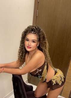 Nutty - escort in Al Manama Photo 3 of 7