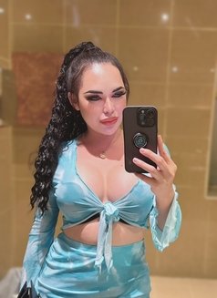 Nutty Vip New in Dubai 🇹🇭 - Transsexual escort in Dubai Photo 1 of 7