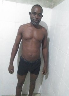 Nutymomo76 - Male escort in Toronto Photo 4 of 6