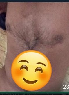 Nuvindu - Male escort in Colombo Photo 2 of 2