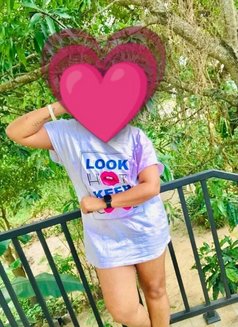 Nuwaraeliya Spa Girls - escort in Nuwara Eliya Photo 3 of 5