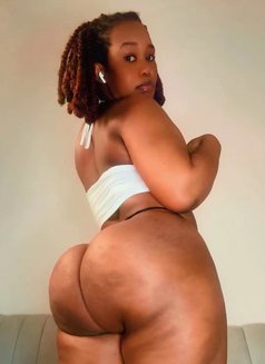 Nyashmumie - escort in Riyadh Photo 1 of 8