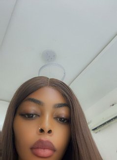 Nykole - puta in Lagos, Nigeria Photo 2 of 3