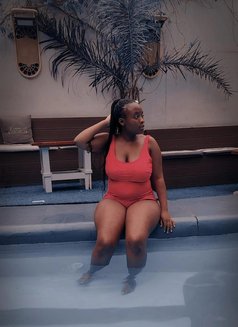 Ocean - puta in Johannesburg Photo 1 of 3