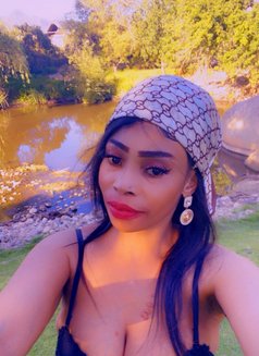 Ocean - puta in Johannesburg Photo 1 of 7