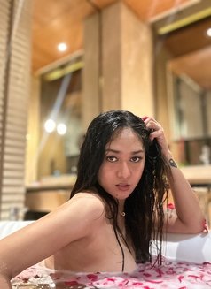 Hairy pussy is available - escort in Macao Photo 16 of 19