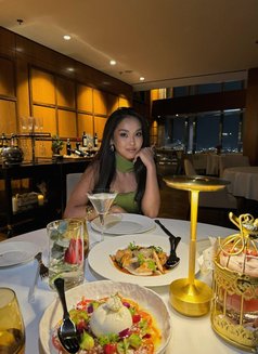 Oceane - puta in Dubai Photo 4 of 12