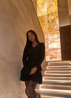 Oceane - puta in Dubai Photo 6 of 12
