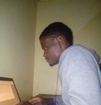 Odhis - Acompañantes masculino in Kisumu