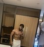 Oezy for Real Meet and Webcam - Male escort in New Delhi Photo 5 of 9