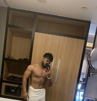 Oezy for Real Meet and Webcam - Acompañantes masculino in New Delhi