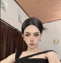 OF THE QUEEN BIG DICK DOM - Acompañantes transexual in Jakarta Photo 11 of 13