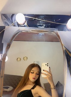 OF THE QUEEN BIG DICK DOM - Acompañantes transexual in Jakarta Photo 11 of 13