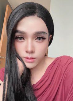 OF THE QUEEN BIG DICK DOM - Transsexual escort in Jakarta Photo 15 of 17