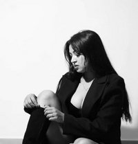 Offering High Class Call Girl - escort in Pune