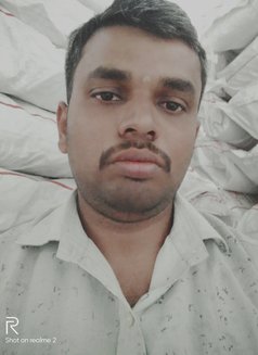 Office Boy Offer - Male escort in Bangalore Photo 3 of 4