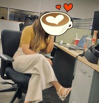 Office girl Cam Show 🪷🪷 - puta in Colombo