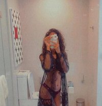 Office girl with Cuck bf - escort agency in Colombo