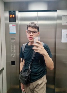 Office guy - Male escort in Bangkok Photo 9 of 9