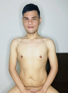 Office guy - Male escort in Bangkok Photo 8 of 8
