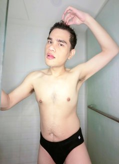 Massage and romantic - Male escort in Bangkok Photo 6 of 9
