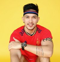 Oggeza - Male escort in Bali