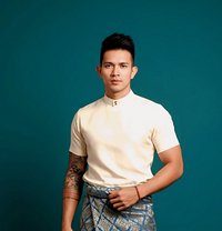 Oggeza - Male escort in Bali