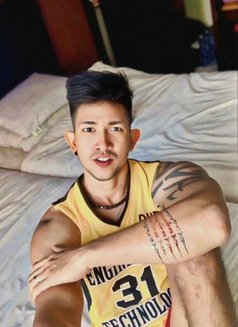 Oggeza - Male escort in Jakarta Photo 5 of 9