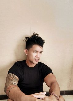 Oggeza - Male escort in Jakarta Photo 6 of 9
