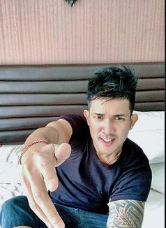 Oggeza - Male escort in Jakarta Photo 7 of 9