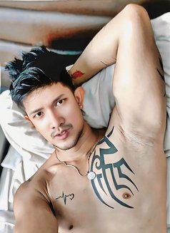 Oggeza - Male escort in Jakarta Photo 9 of 9