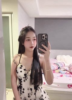 Oil queen - escort in Bangkok Photo 1 of 12