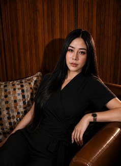 Oily - Transsexual escort in Abu Dhabi Photo 5 of 5