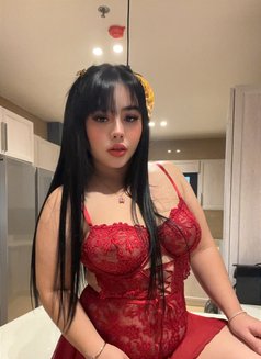 Oily - escort in Al Manama Photo 14 of 15