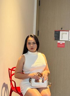 Oily - Transsexual escort in Abu Dhabi Photo 4 of 9