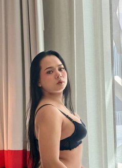 Oily - Transsexual escort in Abu Dhabi Photo 9 of 9