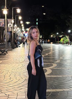 Oksana - escort in Baku Photo 2 of 4