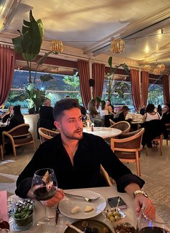 Oktay - Male escort in Riyadh Photo 1 of 4