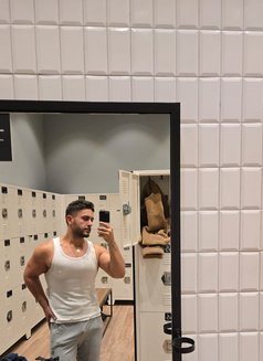 Oktay - Male escort in Riyadh Photo 3 of 4