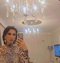 Olala XL - Transsexual escort in İstanbul Photo 15 of 15