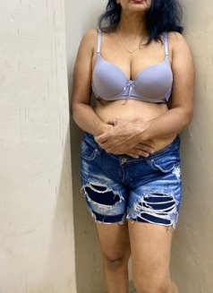 Old Sex Bomb 69 - escort in Mumbai Photo 4 of 10