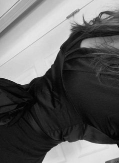 Olele - Transsexual escort in Amman Photo 4 of 7