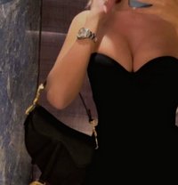 Olele - Acompañantes transexual in Amman