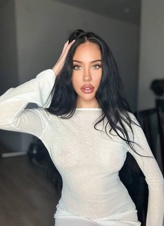 Olga Russian Model - escort in Dubai Photo 11 of 14