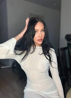 Olga Russian Model - escort in Dubai Photo 10 of 14