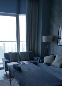 Olie - Masajista in Dubai Photo 1 of 5